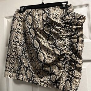 snake print skirt w/ side ruffle